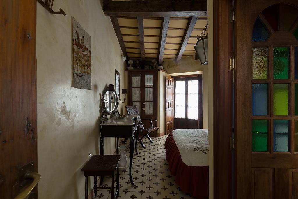 Ferienwohnung Holi-Rent Historic House Next To The Alcazar Sevilla Exterior foto