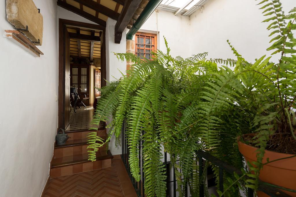 Ferienwohnung Holi-Rent Historic House Next To The Alcazar Sevilla Exterior foto