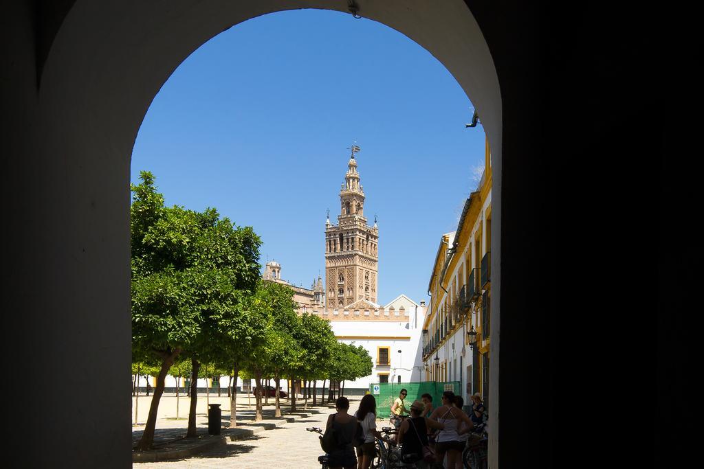 Ferienwohnung Holi-Rent Historic House Next To The Alcazar Sevilla Exterior foto